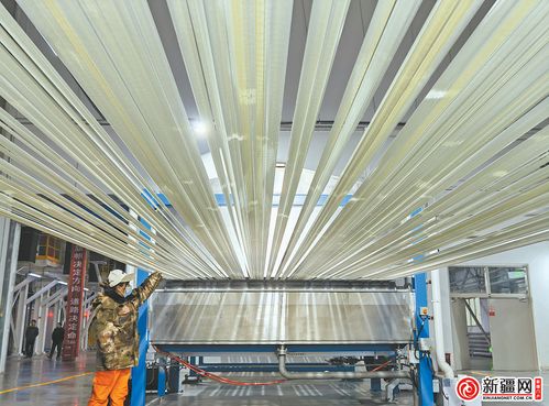 以高技術(shù)制造夯實(shí)產(chǎn)業(yè)發(fā)展底盤 烏魯木齊高技術(shù)制造業(yè)以“新”奪冠，托舉經(jīng)濟(jì)增長新引擎